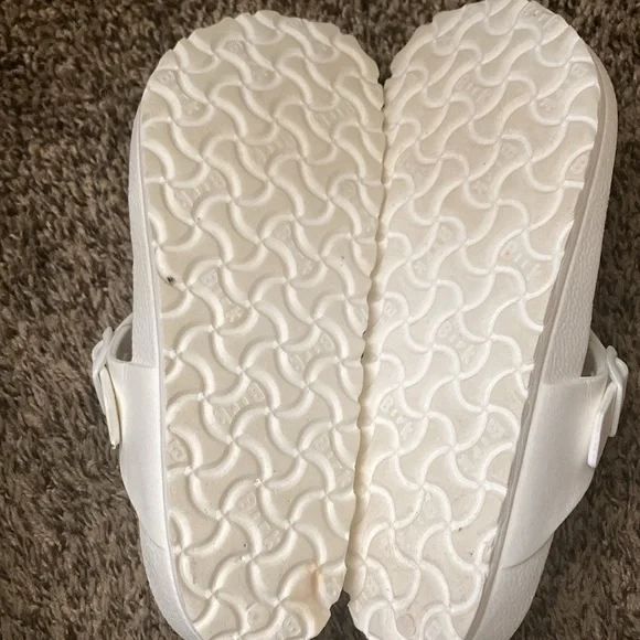 EUC Birkenstock white sandals Sz 38 - Picture 3 of 3